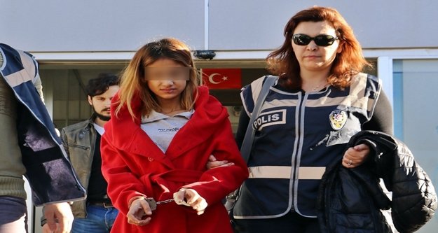 Erkek kılığına giren gaspcı kız kardeşler!