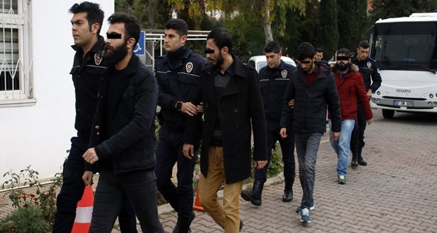 FETÖ'nün askeri mahrem yapılanması şüphelileri adliyede