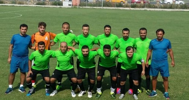 Mahmutlarspor zirvenin tek sahibi