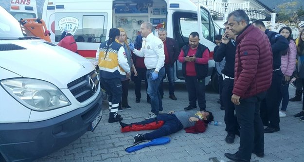 Okul servisinin çarptığı öğrenci yaralandı
