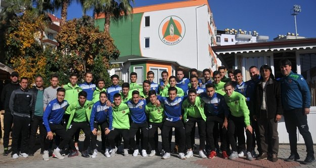 U17 ve U19 Trabzon yolcusu