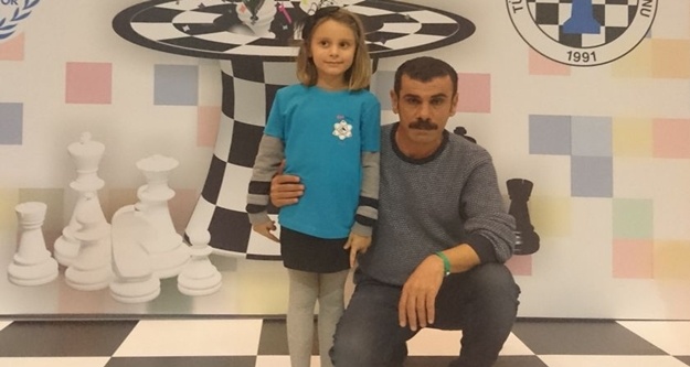 Alanya Bilim Satranç Kulübüne 'Milli Gurur'