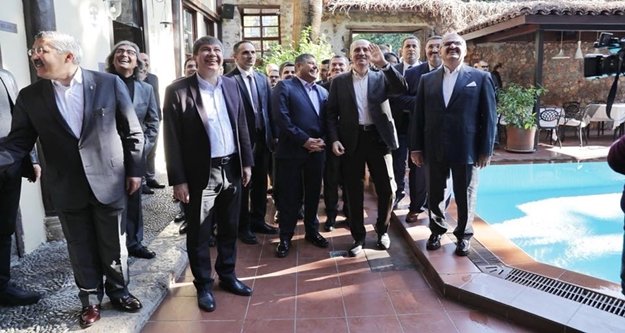 Bakan Kurtulmuş Antalya'da