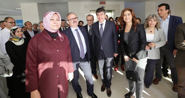 Başkan Türel: Kimse kendini yalnız hissetmeyecek