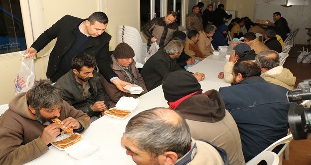 Büyükşehir Belediyesi evsizlere sahip çıktı