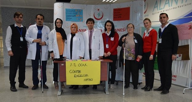 Görme engelli vatandaşların yaşadıkları anlatıldı