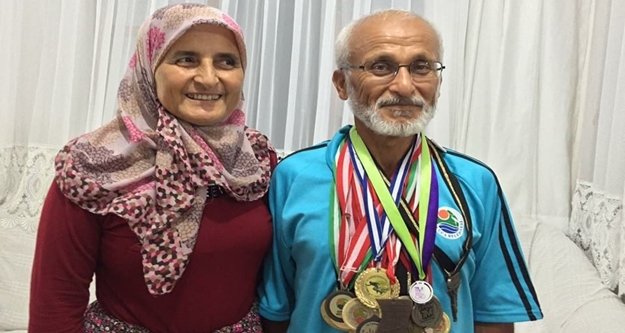 Maraton şampiyonu ihtiyar delikanlı da Afrin’e hazır