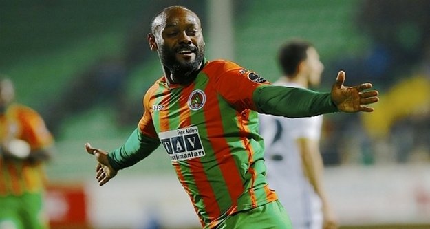 Vagner Love da o listede