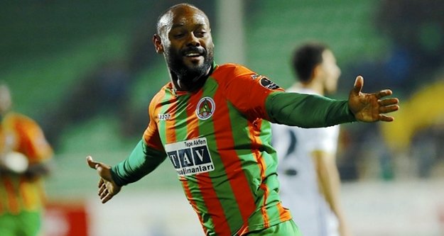 Vagner Love işi henüz bitmedi!
