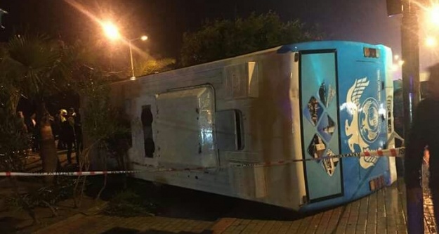 Alanya'da askerleri taşıyan otobüs devrildi: 23 yaralı