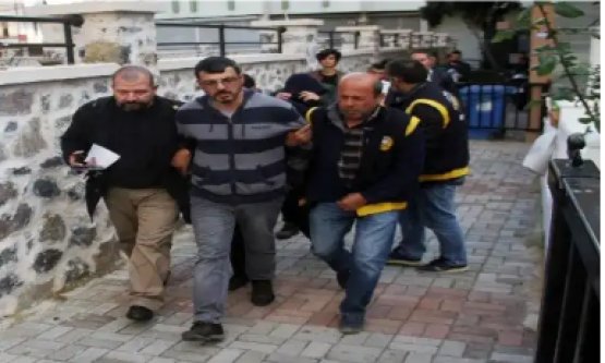 Alanya'da uyuşturucu baskını: 5 gözaltı var