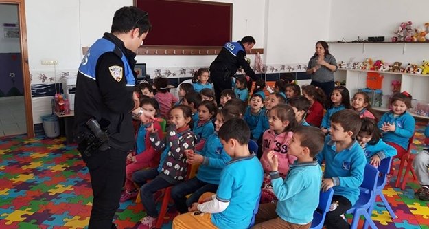 Alanya polisi miniklerle buluştu
