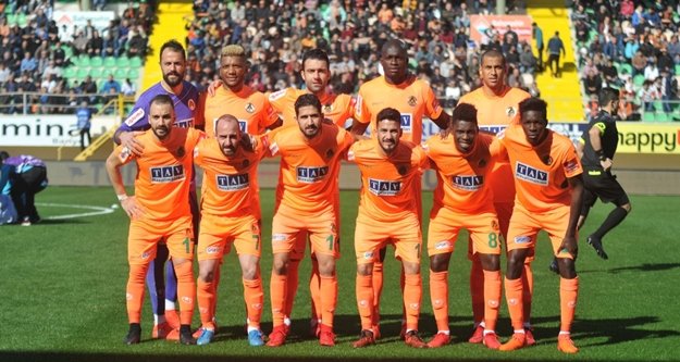 Alanyaspor'da tek hedef 3 puan