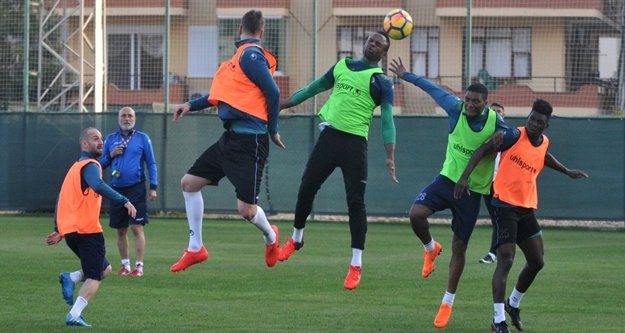 Alanyaspor taktik çalıştı