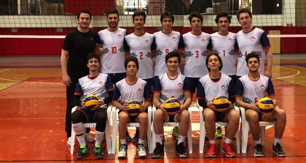 Bahçeşehirli gençlerden tarihi başarı