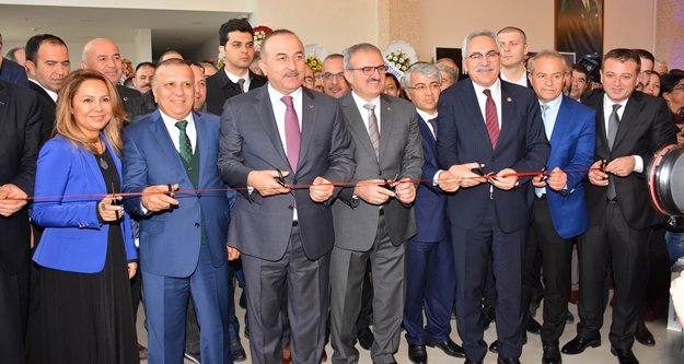 Bakan Çavuşoğlu: "Cezaevi inşaatları suistimal ediliyor"