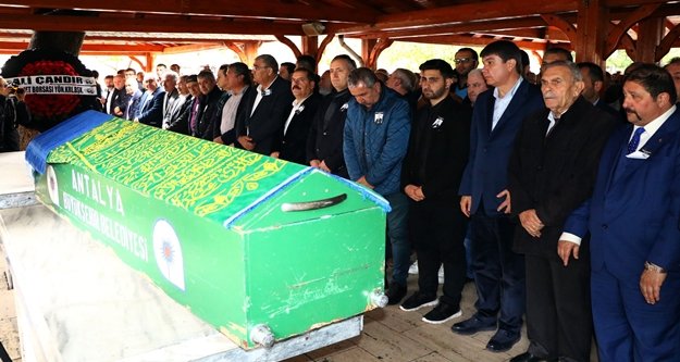 Gazeteci Haluk Üncel son yolculuğuna uğurlandı