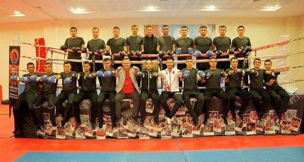 Jandarma personeline Muay Thai eğitimi