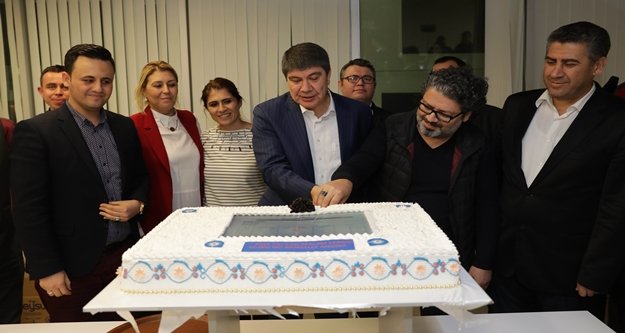 On bininci mükellefe pasta sürprizi