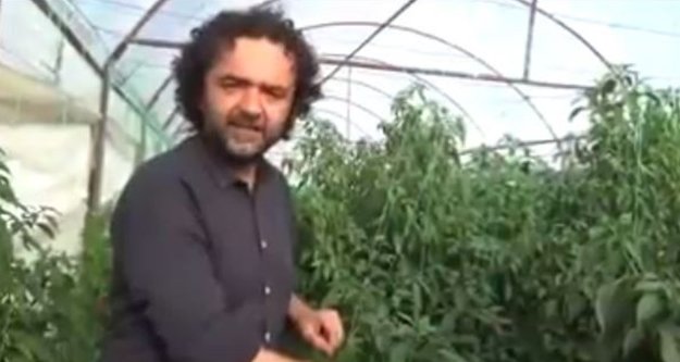Sebze üretimiyle ilgili ironi videosu çeken öğretmen açığa alındı