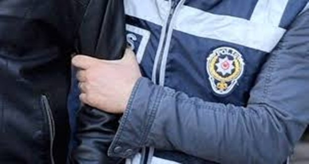 Vali yardımcısının eşine kafa atan şahıs serbest