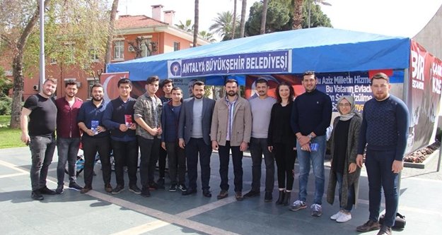 Ak Gençlik çadır kurdu