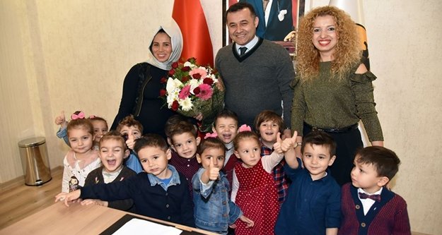 Akıl Küpü miniklerinden Başkan Yücel'e ziyaret