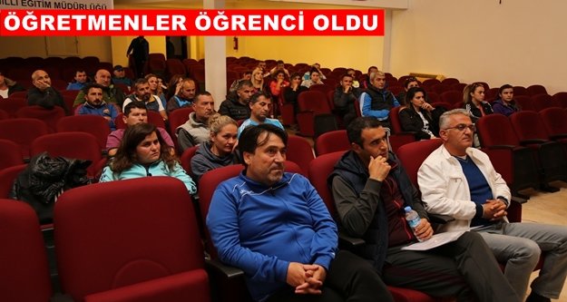 ALKÜ'de beden eğitimi öğretmenleri bir araya geldi