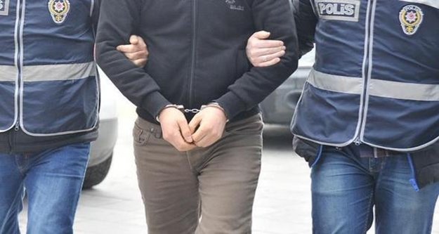 Antalya'da FETÖ/PDY şüphelisi 13 kişi tutuklandı