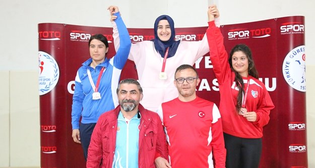 ASAT’ın altın kızı