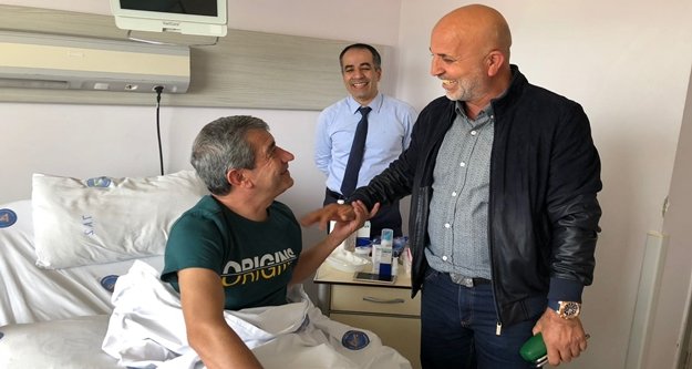 Başkan Çavuşoğlu’ndan Yeni'ye 'geçmiş olsun' ziyareti