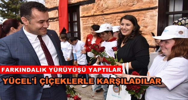 Başkan Yücel down sendromlu gençleri unutmadı