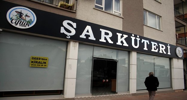 Çiftlik Bank Şarküteri kepenk kapattı