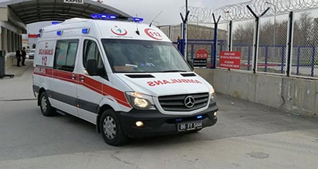 Deniz Baykal Türkiye'ye döndü