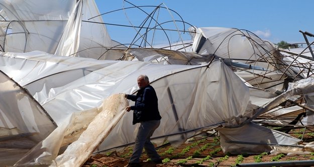 Hortum, onlarca sera içerisinden sadece bir tanesini vurdu