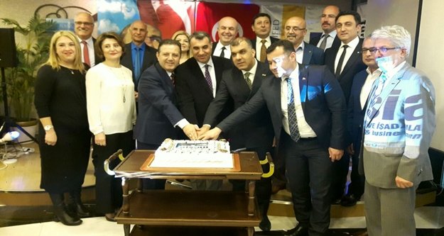 İş dünyası Alanya'da bir araya geldi