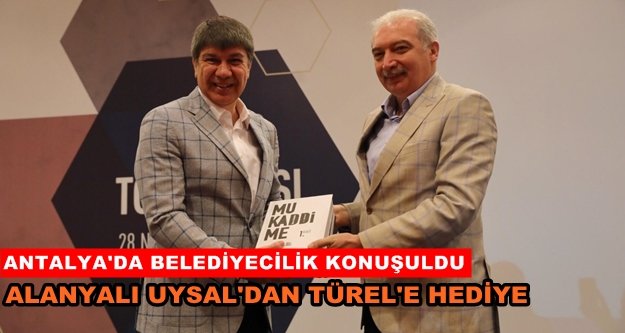 Alanyalı Başkandan, Türel'e hediye