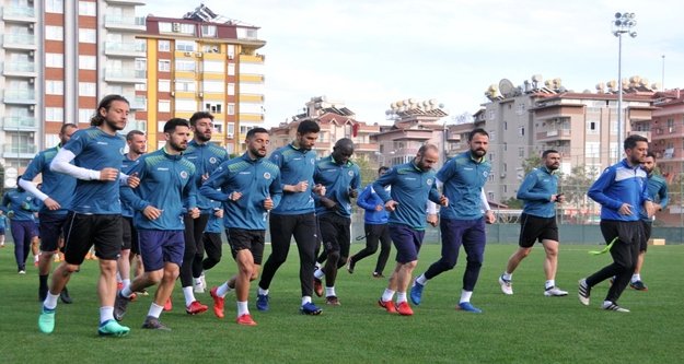 Alanyaspor Akhisar'a hazırlanıyor