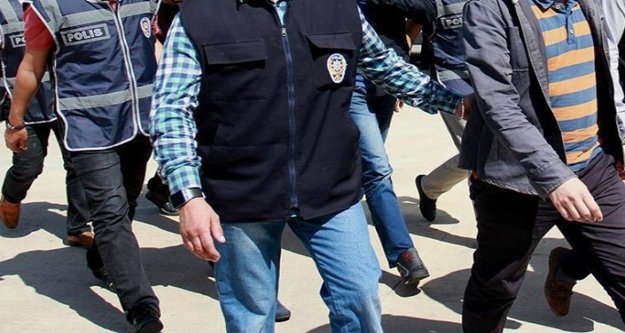 Gözaltına alınan 25 kişiden 13 tanesi tutuklandı