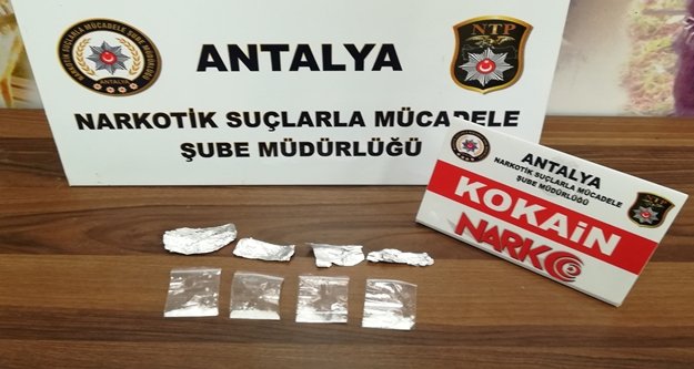 İstanbul'dan uyuşturucu getirirken yakalandılar