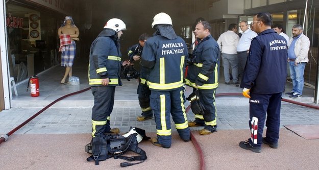 Otelin saunasında çıkan yangın korkuttu