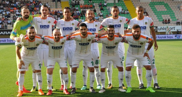 Akdeniz derbisi Alanyaspor'un