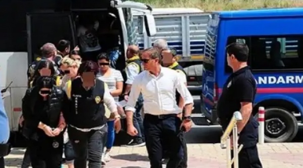 Alanya'daki fuhuş operasyonunda 13 tutuklama