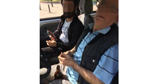 Alkollü sürücü denize atlayarak kaçmak istedi