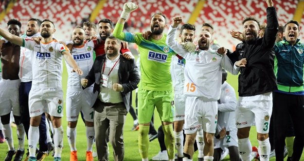 Aytemiz Alanyaspor’dan istikrarlı kapanış
