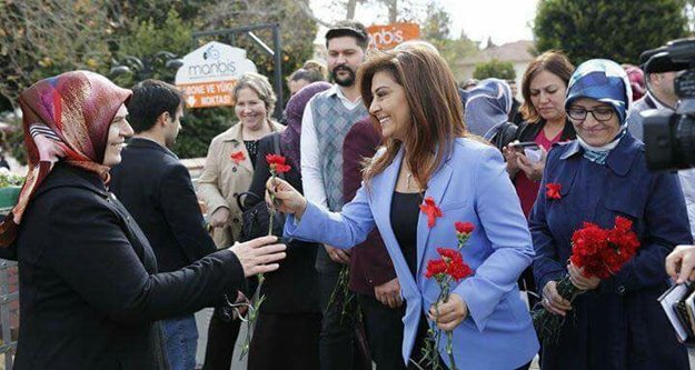 Ebru Türel Alanya'ya geliyor