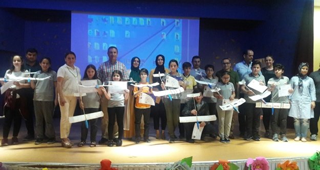 Model Uçak Kursu sertifikaları dağıtıldı