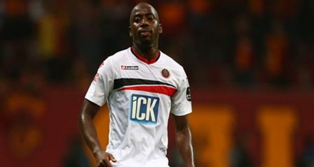 Alanyaspor'da bir transfer daha!