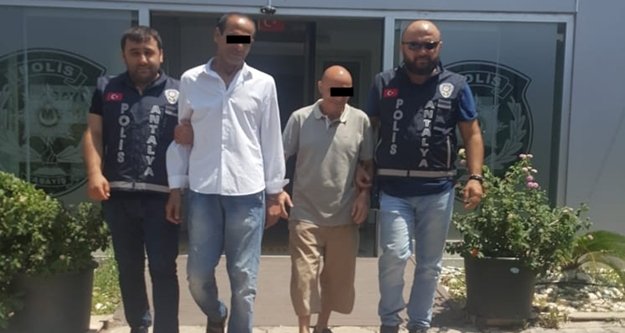 Cezayirli yankesiciler yakalandı