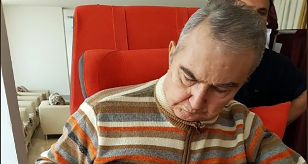 Deniz Baykal oyunu kullandı